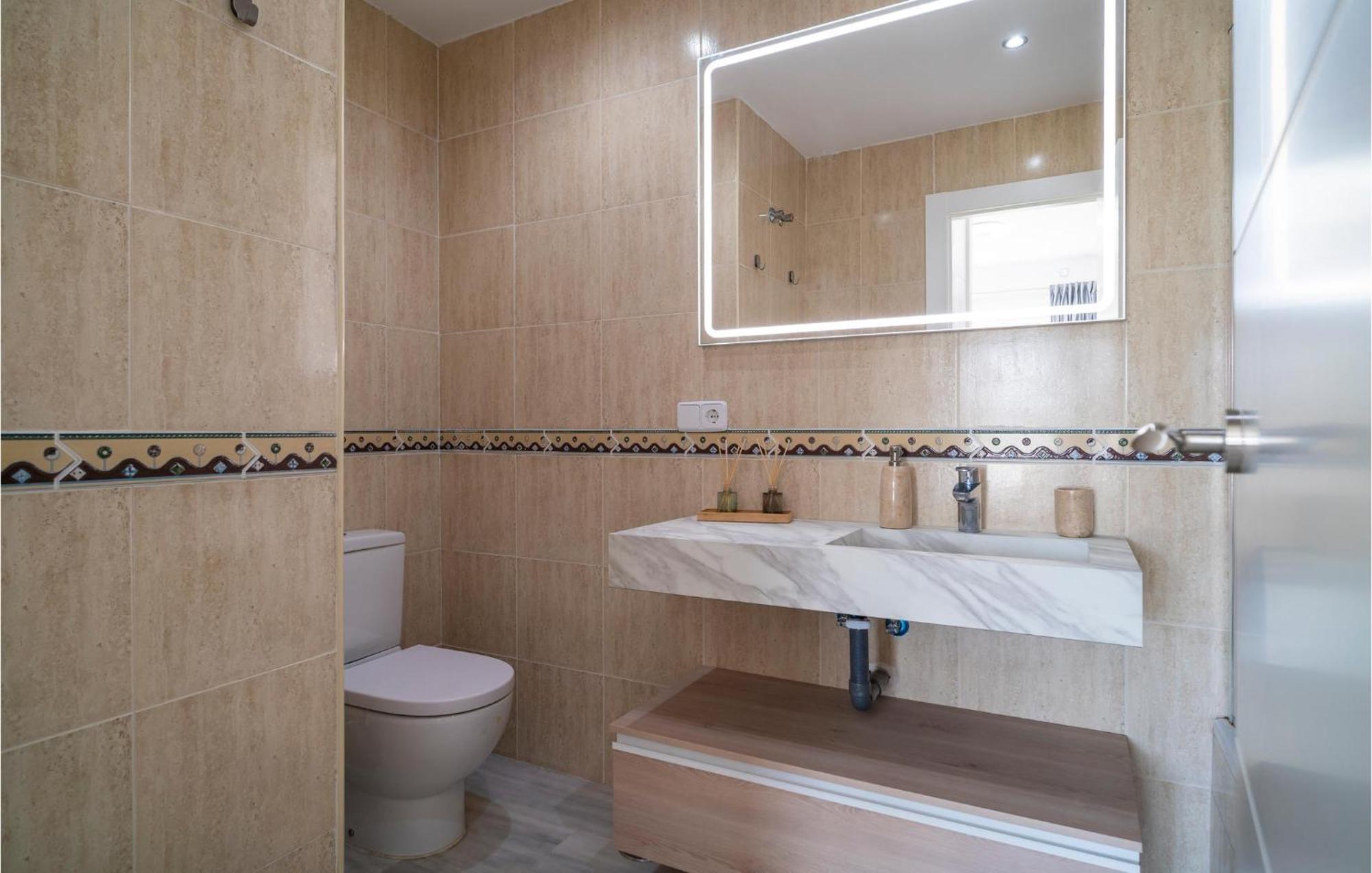 Lovely In With Swimming Pool Holiday home *