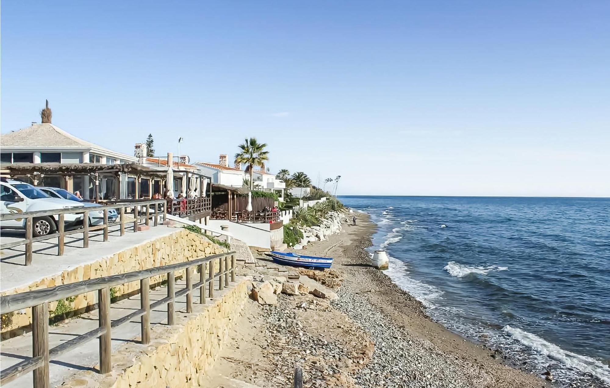 Lovely In With Swimming Pool Holiday home *