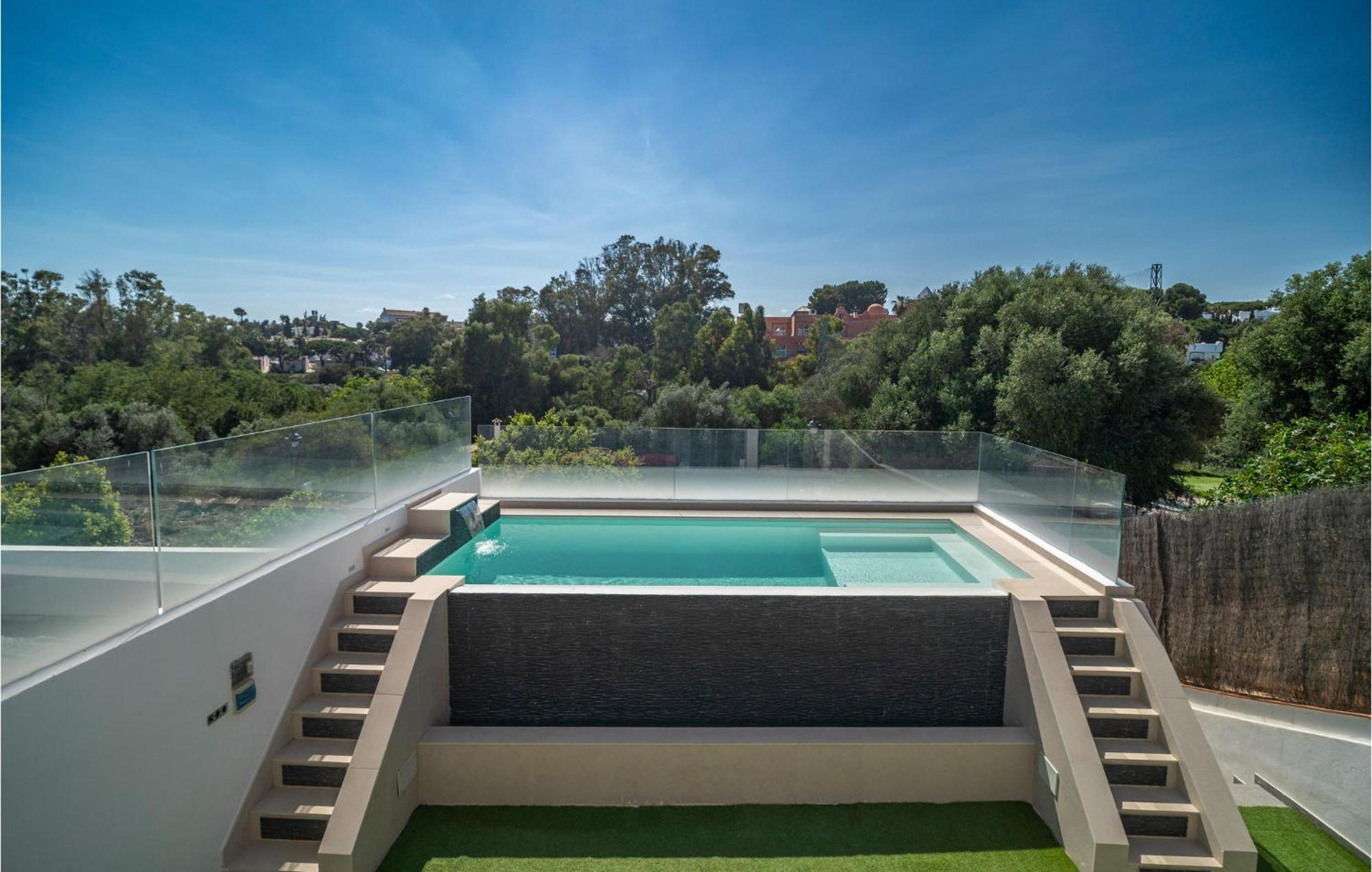 Lovely In With Swimming Pool * Marbella